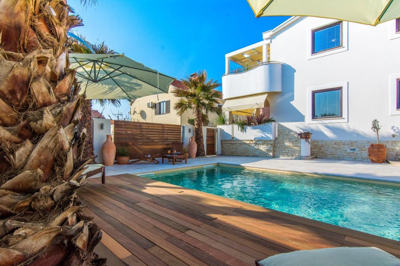 Apartments "Villa Antisin" With Heated Pool Задар Экстерьер фото